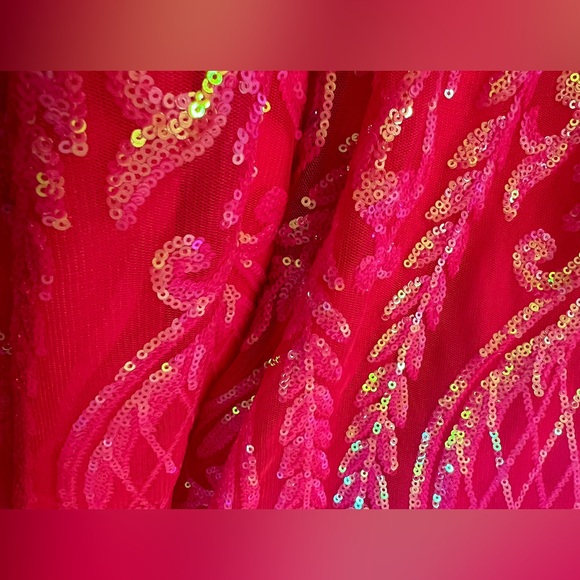 2Cute by J. Micheal’s Pink Formal Dress with Dust Bag
*Prom * Mardi Gras - Picture 10 of 15